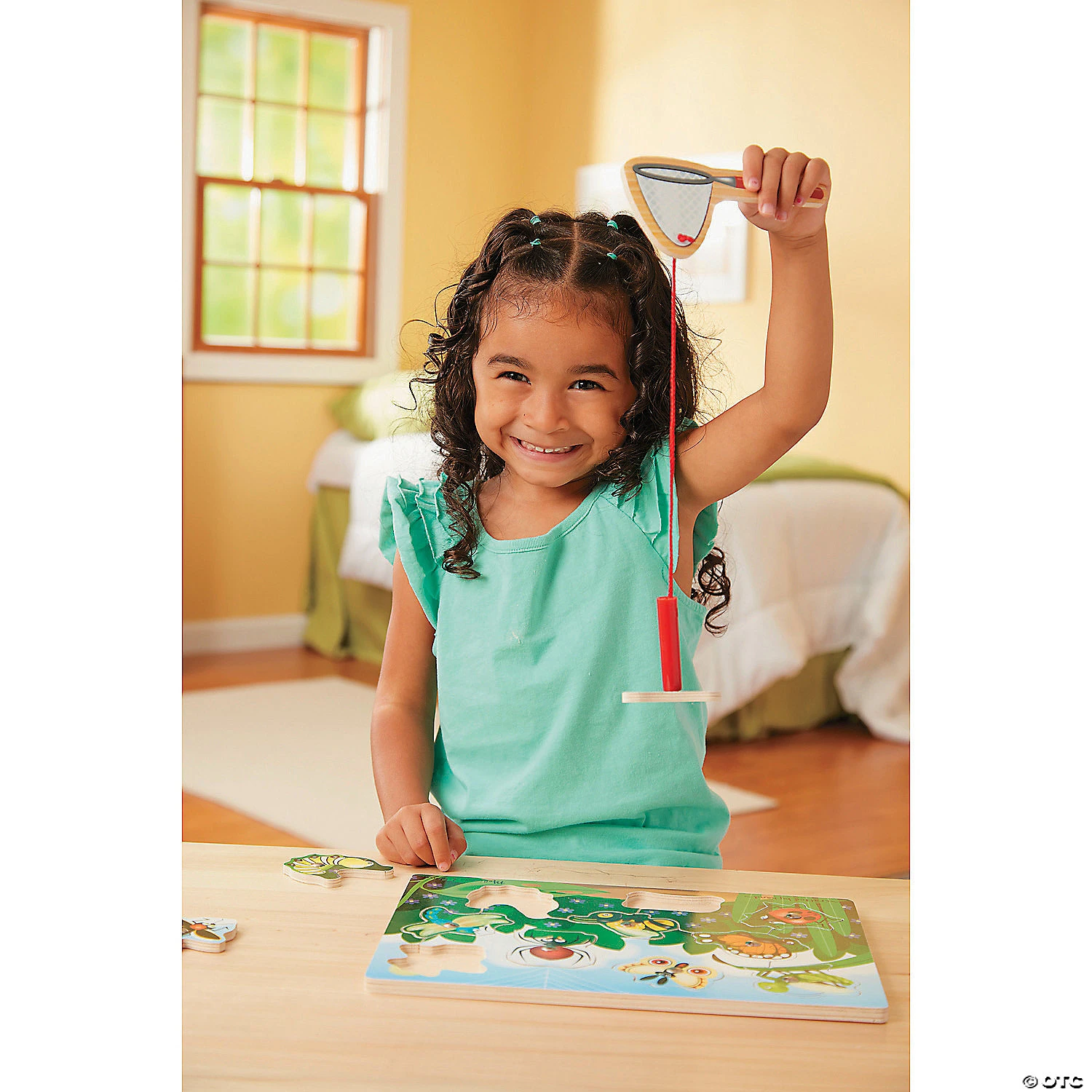 Melissa & Doug® Bug-Catching Magnetic Puzzle Game 2 Melissa & Doug® Bug-Catching Magnetic Puzzle Game - Image 2