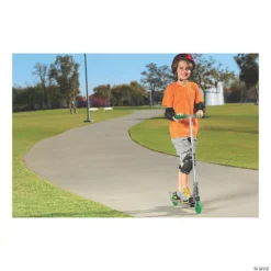 Razor A3 Scooter: Green 7 Razor A3 Scooter: Green -Children Toy Store razor a3 scooter green14103391 a02